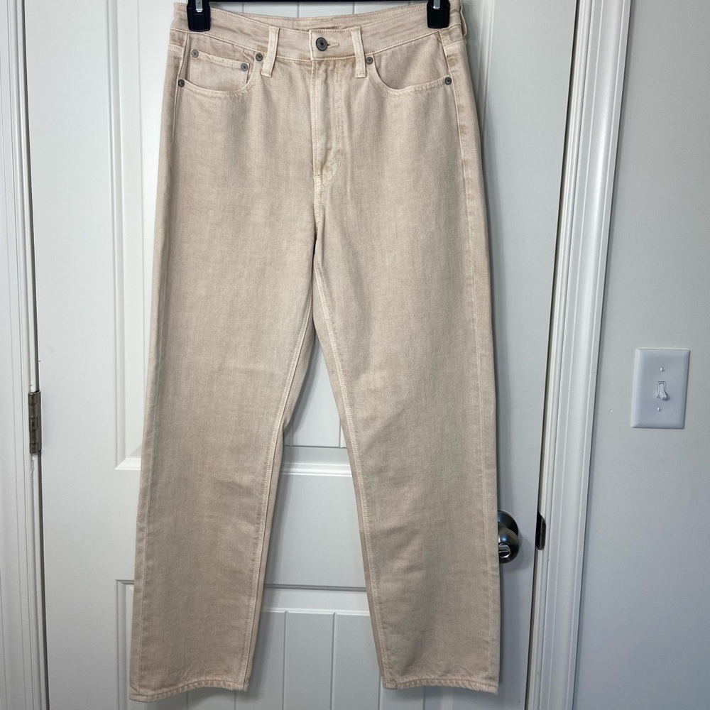Classic American Eagle Outfitters Beige Straight-Leg Jeans